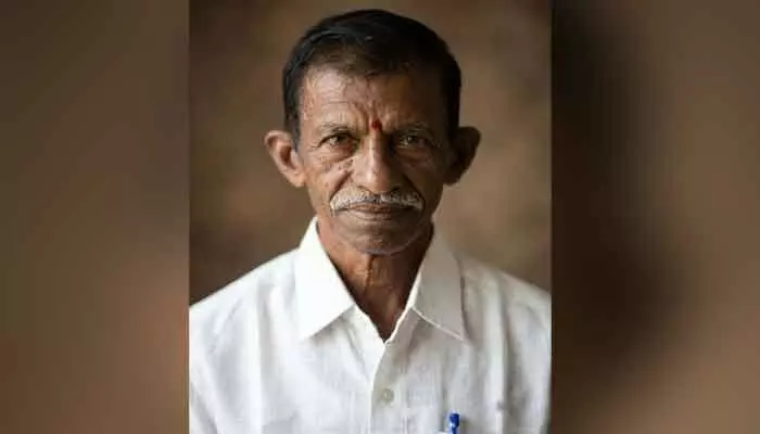 ట్రాక్టర్ ఢీకొని రిటైర్డ్ పోస్ట్ మాస్టర్ మృతి.. ట్రాక్టర్ ఢీకొని రిటైర్డ్ పోస్ట్ మాస్టర్ మృతి..