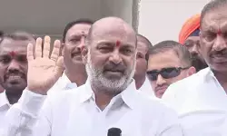 కాంగ్రెస్, BRS మధ్య బిగ్‌బాస్ షో నడుస్తోంది.. కేంద్ర మంత్రి బండి సంజయ్