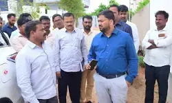 ప్రత్యేక ఓటర్ జాబితా సవరణ ప్రక్రియ పరిశీలించిన కలెక్టర్ ప్రత్యేక ఓటర్ జాబితా సవరణ ప్రక్రియ పరిశీలించిన కలెక్టర్