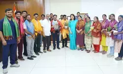 ప్రభుత్వ దవాఖానాలో ప్రపంచ స్థాయి అద్భుతం.. ఉస్మానియా వైద్యులకు మంత్రి దామోదర్ సన్మానం ప్రభుత్వ దవాఖానాలో ప్రపంచ స్థాయి అద్భుతం.. ఉస్మానియా వైద్యులకు మంత్రి దామోదర్ సన్మానం