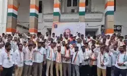 కాలె యాదయ్యకు హటావో కాంగ్రెస్ బచావో.. గాంధీభవన్ ముందు కార్యకర్తల ఆందోళన కాలె యాదయ్యకు హటావో కాంగ్రెస్ బచావో.. గాంధీభవన్ ముందు కార్యకర్తల ఆందోళన