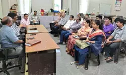ప్రైవేట్ ఆసుపత్రుల్లో నిబంధనలు పాటించాల్సిందే : డి ఎం హెచ్ ఓ
