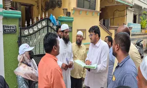 ఎన్యూమరేషన్ దరఖాస్తుల పంపిణీ పూర్తి చేయాలి
