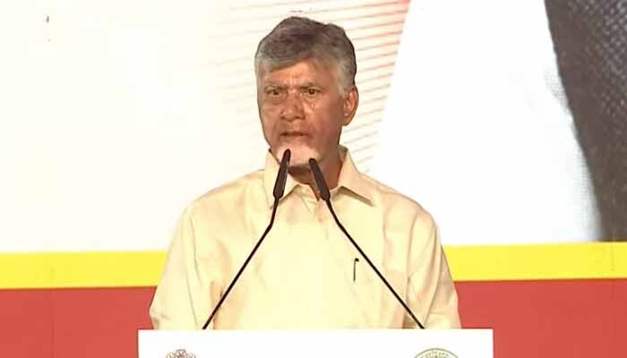 అంతా ఒప్పుకున్నాక... మళ్లీ ఇదేంది?: జగన్ మతిస్థిమితంపై సీఎం మండిపాటు