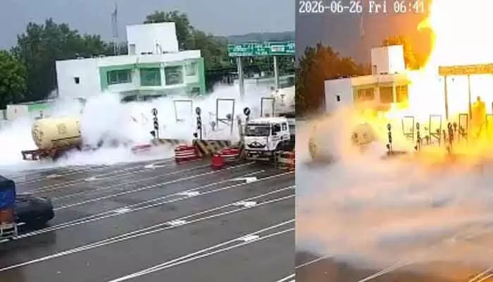 టోల్ ప్లాజా వద్ద పేలిన LPG ట్యాంకర్.. ఐదుగురు దుర్మరణం : వీడియో వైరల్ టోల్ ప్లాజా వద్ద పేలిన LPG ట్యాంకర్.. ఐదుగురు దుర్మరణం : వీడియో వైరల్