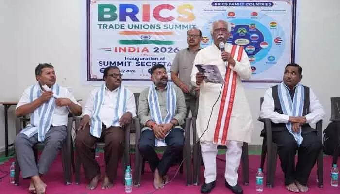 కార్మిక సంఘాల బలోపేతంలో కీలక పాత్ర: బండారు దత్తాత్రేయ కార్మిక సంఘాల బలోపేతంలో కీలక పాత్ర: బండారు దత్తాత్రేయ