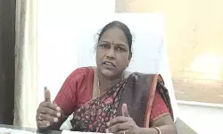 షాద్నగర్లో ఎన్యుమరేషన్ ఫారాల పంపిణీ 85.56 శాతం పూర్తి:ఆర్డీవో సరిత షాద్నగర్లో ఎన్యుమరేషన్ ఫారాల పంపిణీ 85.56 శాతం పూర్తి:ఆర్డీవో సరిత