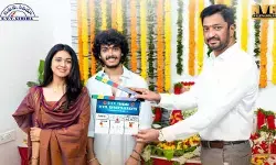 పూజా కార్యక్రమంతో స్టార్ట్ అయిన హర్ష రోషన్ కొత్త సినిమా.. హీరోయిన్ ఎవరంటే? పూజా కార్యక్రమంతో స్టార్ట్ అయిన హర్ష రోషన్ కొత్త సినిమా.. హీరోయిన్ ఎవరంటే?