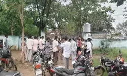 జ్యోతిబాపూలే బాలికల పాఠశాల తరలింపు రద్దు చేయాలి జ్యోతిబాపూలే బాలికల పాఠశాల తరలింపు రద్దు చేయాలి