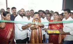 పారదర్శకంగా ప్రజా పంపిణీ వ్యవస్థ: ఎమ్మెల్యే కవ్వంపల్లి