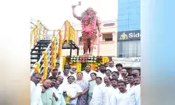 దొడ్డి కొమురయ్య ఆశయాలే మనకు స్ఫూర్తి... ప్రజా సంక్షేమమే లక్ష్యం దొడ్డి కొమురయ్య ఆశయాలే మనకు స్ఫూర్తి... ప్రజా సంక్షేమమే లక్ష్యం