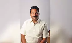 రాజకీయ ఉచ్చులో పడి.. భవిష్యత్తును నాశనం చేసుకోవద్దు! రాజకీయ ఉచ్చులో పడి.. భవిష్యత్తును నాశనం చేసుకోవద్దు!