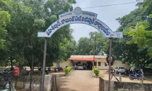 గొల్లపూడి జీపీఓ పై అవినీతి ఆరోపణలు