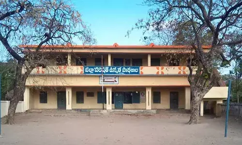 ఉచితాలతో కాదు... అవసరాలతోనే బడి బలోపేతం!