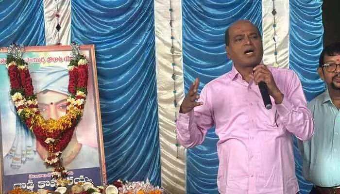 దొడ్డి కొమరయ్య పోరాట స్ఫూర్తిని ప్రతి ఒక్కరూ ఆదర్శంగా తీసుకోవాలి: కలెక్టర్ దొడ్డి కొమరయ్య పోరాట స్ఫూర్తిని ప్రతి ఒక్కరూ ఆదర్శంగా తీసుకోవాలి: కలెక్టర్