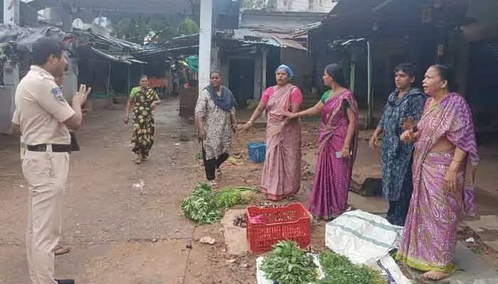 మోడల్ గా మార్కెట్ వ్యాపారాలు మోడల్ గా మార్కెట్ వ్యాపారాలు