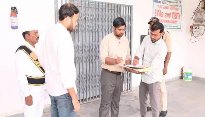 ప్రజల సంక్షేమం అభివృద్ధి దిశగా ప్రభుత్వం చర్యలు ప్రజల సంక్షేమం అభివృద్ధి దిశగా ప్రభుత్వం చర్యలు