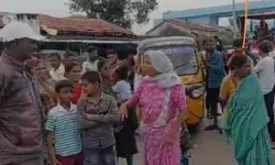 మంచినీటి కోసం రోడ్డెక్కిన మహిళలు మంచినీటి కోసం రోడ్డెక్కిన మహిళలు