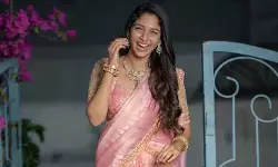 దయచేసి వాటిని నమ్మి మోసపోవద్దు.. కీలక ప్రకటనతో అభిమానులను హెచ్చరించిన శ్రీదేవి దయచేసి వాటిని నమ్మి మోసపోవద్దు.. కీలక ప్రకటనతో అభిమానులను హెచ్చరించిన శ్రీదేవి