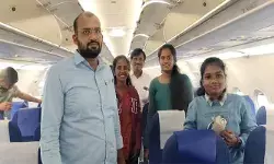 పేద విద్యార్థులను ప్రోత్సహించేందుకే ఉచిత విమానయానం...