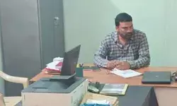 గోదావరి పరివాహక ప్రాంత ప్రజలు అప్రమత్తంగా ఉండాలి: తహసీల్దార్ సర్వర్ గోదావరి పరివాహక ప్రాంత ప్రజలు అప్రమత్తంగా ఉండాలి: తహసీల్దార్ సర్వర్