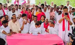 రాజకీయాల కోసమే మోటార్లు ఆన్‌ చేయడం లేదు: కేటీఆర్‌ ఆరోపణ