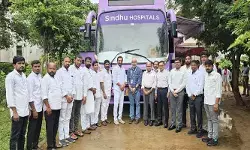 మహిళలు తప్పనిసరిగా క్యాన్సర్ పరీక్షలు చేయించుకోవాలి : ఎంపీ మహిళలు తప్పనిసరిగా క్యాన్సర్ పరీక్షలు చేయించుకోవాలి : ఎంపీ