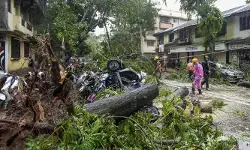 మహారాష్ట్రలో భారీ వర్షాలు, 13 మంది మృతి మహారాష్ట్రలో భారీ వర్షాలు, 13 మంది మృతి