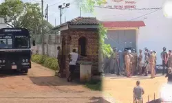 జైల్లో గ్యాంగ్ వార్.. ఇద్దరు మృతి.. 34 మందికి తీవ్ర గాయాలు జైల్లో గ్యాంగ్ వార్.. ఇద్దరు మృతి.. 34 మందికి తీవ్ర గాయాలు