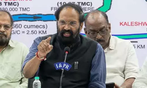 ఆ మూడు బ్యారేజీల్లో నీళ్లు నిల్వ చేయలేం.. మంత్రి ఉత్తమ్ కుమార్ రెడ్డి కీలక వ్యాఖ్యలు