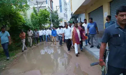 అమీన్ పూర్ లో పలు కాలనీల్లో పర్యటించిన ఎమ్మెల్యే మహిపాల్ రెడ్డి