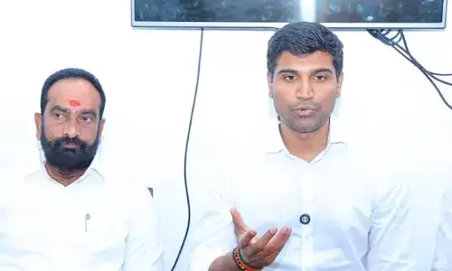 సజ్జల రాజకీయంపై ఎంపీ లావు సంచలన వ్యాఖ్యలు