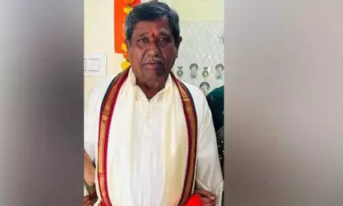 సమ్మక్క–సారలమ్మ జాతర ప్రధాన పూజారి మృతి