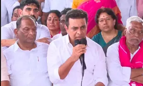 వారం రోజులు కాళేశ్వరాన్ని కేసీఆర్‌కు అప్పగించండి