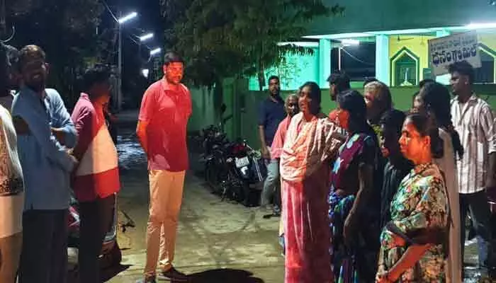బెల్ట్ షాపులు నడిపితే అంతే సంగతులు.. గ్రామ పంచాయతీ పాలకవర్గం తీర్మానం బెల్ట్ షాపులు నడిపితే అంతే సంగతులు.. గ్రామ పంచాయతీ పాలకవర్గం తీర్మానం