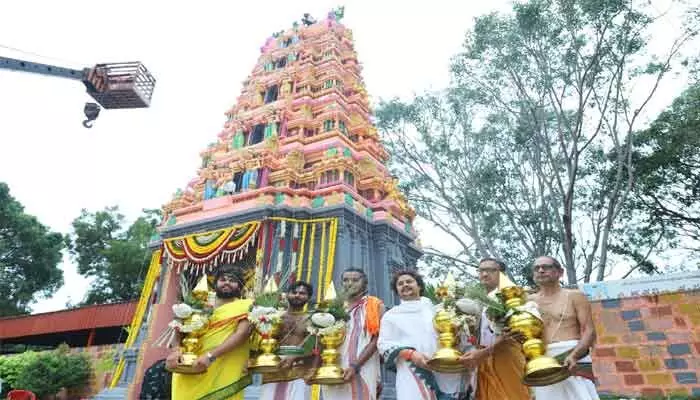 ఆలయాలు ధర్మానికి నిలయాలు : దత్తగిరి పీఠాధిపతులు ఆలయాలు ధర్మానికి నిలయాలు : దత్తగిరి పీఠాధిపతులు