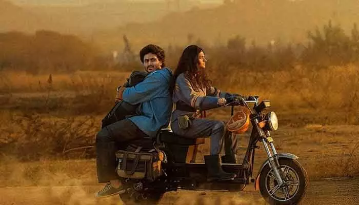 నెలరోజులకే ఓటీటీలోకి రాబోతున్న ‘సింగ్ గీతం’.. స్ట్రీమింగ్ తేదీ ఖరారు నెలరోజులకే ఓటీటీలోకి రాబోతున్న ‘సింగ్ గీతం’.. స్ట్రీమింగ్ తేదీ ఖరారు