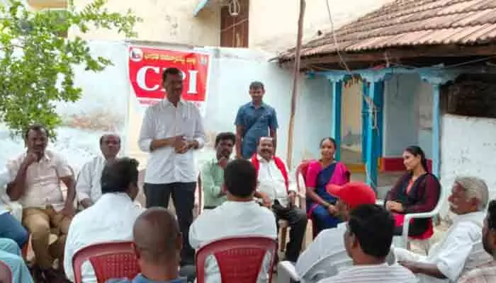 ప్రజా పోరాటాలతోనే పేదల సమస్యలకు పరిష్కారం ప్రజా పోరాటాలతోనే పేదల సమస్యలకు పరిష్కారం