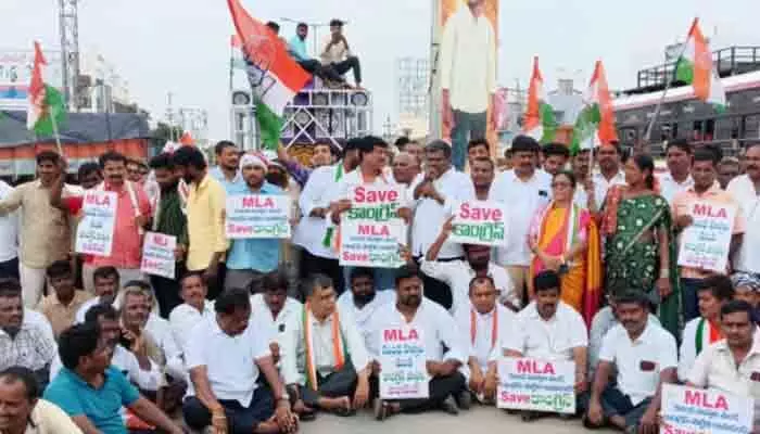 మండల అధ్యక్షుల నియామకంపై కాంగ్రెస్లో భగ్గుమన్న అసంతృప్తి మండల అధ్యక్షుల నియామకంపై కాంగ్రెస్లో భగ్గుమన్న అసంతృప్తి