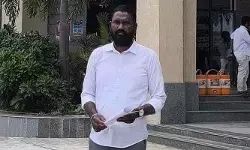 ఆక్రమణలను తొలగించి పునరుద్దరించండి.. ప్రజావాణిలో బీజేపీ నాయకుల అర్జీ