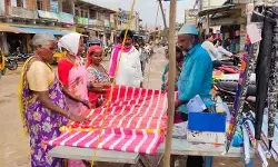 ప్లాస్టిక్ కాగితాలకు (కవర్లకు) భలే గిరాకీ ప్లాస్టిక్ కాగితాలకు (కవర్లకు) భలే గిరాకీ