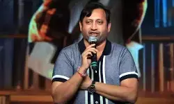 అర్జున్ రెడ్డి, యానిమల్లా వివాదాస్పద కంటెంట్ ఉండదు.. ‘చెన్నై లవ్ స్టోరీ’పై నిర్మాత షాకింగ్ కామెంట్స్ వైరల్ అర్జున్ రెడ్డి, యానిమల్లా వివాదాస్పద కంటెంట్ ఉండదు.. ‘చెన్నై లవ్ స్టోరీ’పై నిర్మాత షాకింగ్ కామెంట్స్ వైరల్