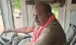 ఆర్టీసీ డ్రైవర్ బ్యాగ్ చోరీ...కీలక పత్రాలు అపహరణ ఆర్టీసీ డ్రైవర్ బ్యాగ్ చోరీ...కీలక పత్రాలు అపహరణ