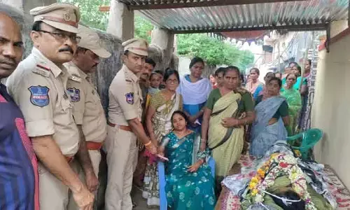 అనారోగ్యంతో మహిళా హోంగార్డ్ మృతి