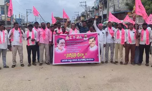 కాళేశ్వరం జలాలను వెంటనే విడుదల చేయాలి