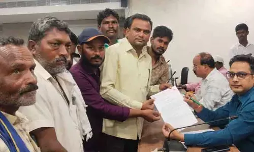 భగీరథ కార్మికుల పెండింగ్ వేతనాలు వెంటనే చెల్లించాలి