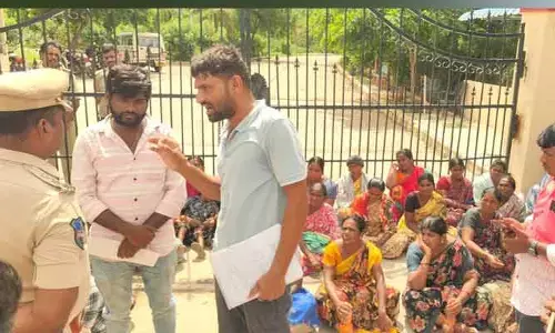 ఉద్యోగం పర్మినెంట్ చేయమంటే… ఉన్న ఉద్యోగాన్నే ఊడగొట్టారా ?