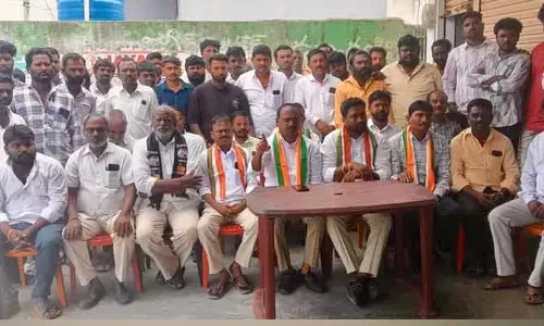 దళిత ఎమ్మెల్యే మందుల సామేల్ జోలికొస్తే సహించేది లేదు
