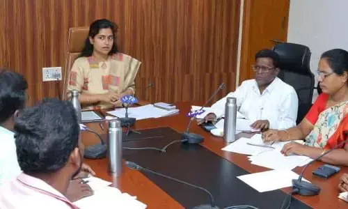 మహిళా సంఘాల రుణాల మంజూరుపై క‌లెక్ట‌ర్ కీల‌క ఆదేశాలు