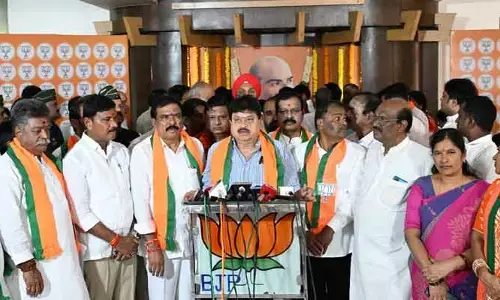 కాళేశ్వరం అవినీతిపై కాంగ్రెస్, బీఆర్ఎస్ నాటకాలు.. బీజేపీ రాష్ట్ర అధ్యక్షుడు రాంచందర్‌ రావు మండిపాటు